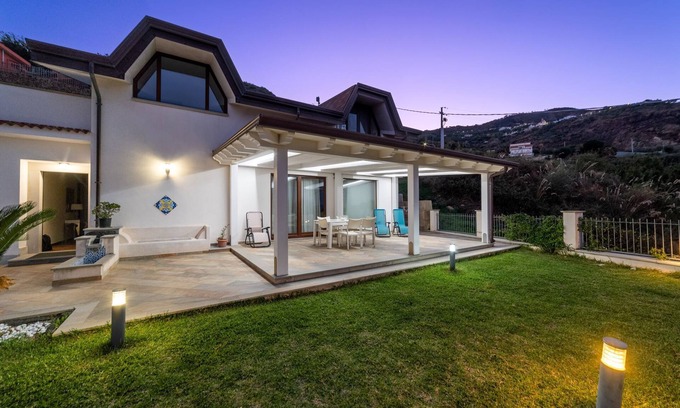 San Giorgio Villa | Sea view, exclusive villa, 800 metres from the beach