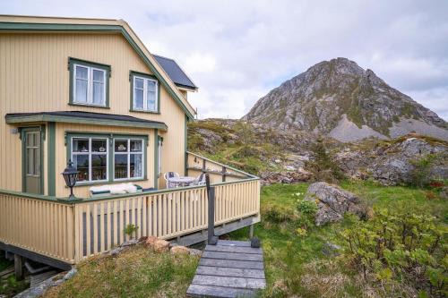 Sund i Lofoten House | Sea-view house in Sund