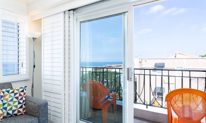 Sand Section Hotel | Sea View Inn at the Beach