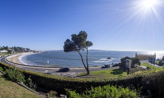 Paco De Arcos Apartment | Sea view Luxury Apart. in Condo, Garden, Beach, Pool, Lisbon area