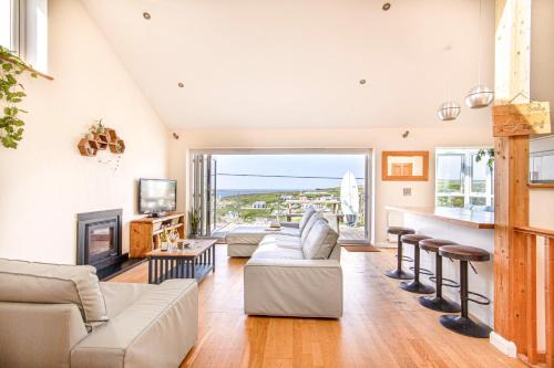 Portreath House | Sea views, Cornwall, Portreath, hot tub, sauna