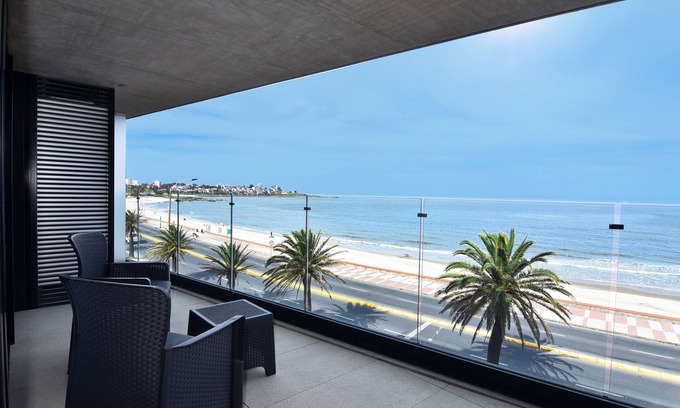 Montevideo Apartment | Sea Views in Exclusive Apartment with Garage