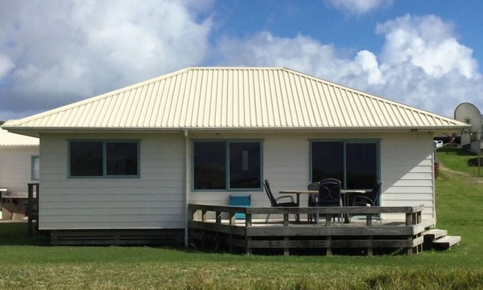 Karkari Peninsula Cottage | Seabed Bach Tokerau Beach
