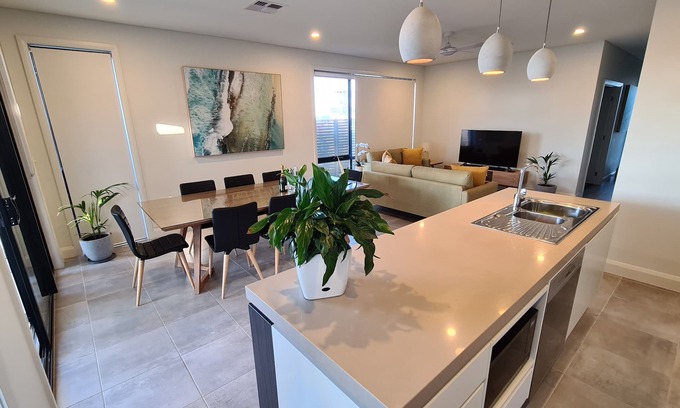 Shell Cove House | Seabreeze at the Marina