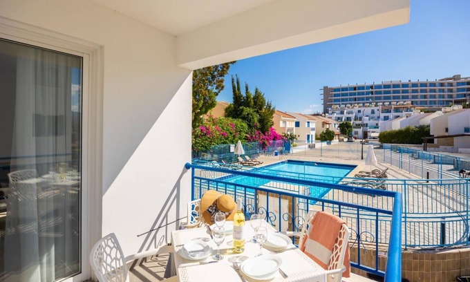 Latchi Apartment | Seafront Latchi Apartment