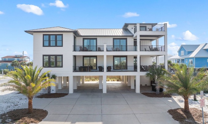 Toilla Segunda House | 🌊 Sealation! – Luxe 8BR w/Pool | Game Room | Rooftop Deck | Elevator 🌊