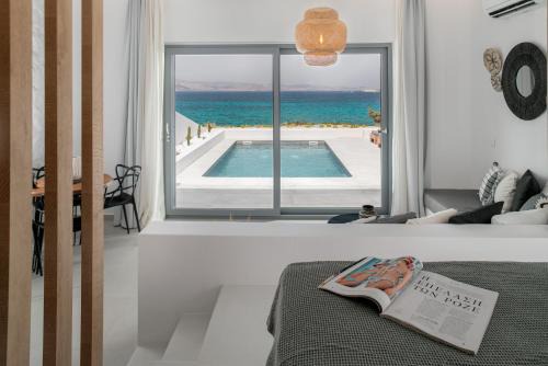 Maragas Apartment | Seanfinity Beachfront Suites