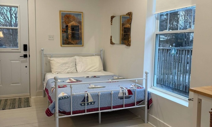 Chester Apartment | Seapearl Studio: Cozy Coastal Retreat in the Heart of Chester