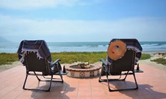 Lengueta Arenosa House | Searenity Keep an eye on kids. You: on patio with a refreshing beverage.
