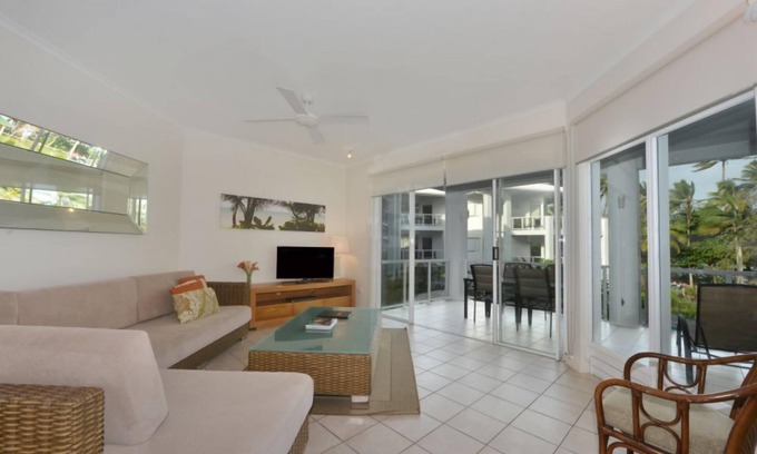 Port Douglas Apartment | Seascape Holidays Apartments at Beaches Two Bedroom
