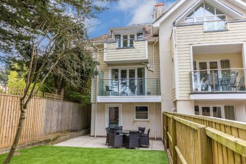 Sandbanks House | Seascapes, Sandbanks