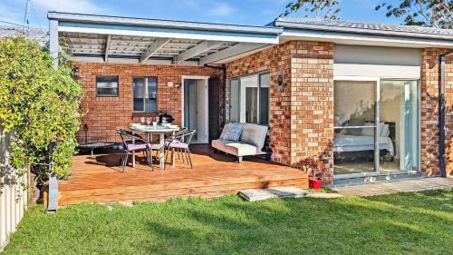Vincentia House | Seashore Villa by Experience Jervis Bay