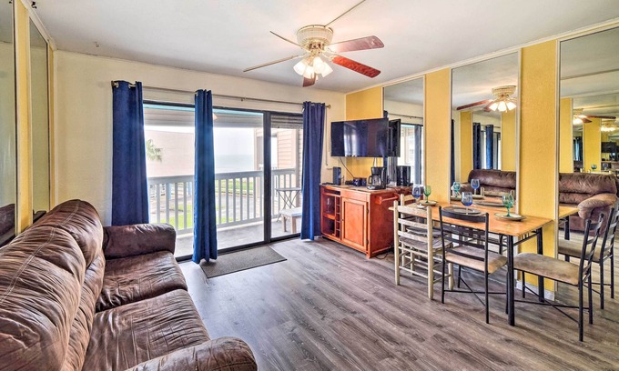 North Beach Condo | Seaside Corpus Christi Condo at The Villa del Sol!