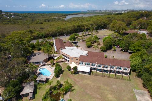 Wamberal Resort | Seaside Garden Retreat Accommodation