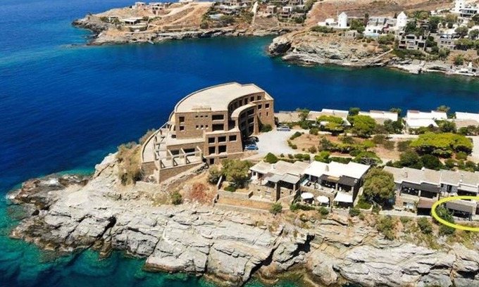 Koundouros House | Seaside Holiday Home