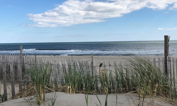 Queens Apartment | "Seaside Nest" - Rockaway Beach, NY - On Beach Block