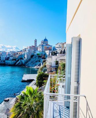 Ermoupoli Apartment | Seaside Serenade 1, suite