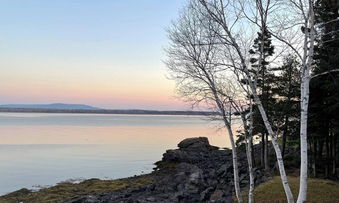 Grande-Cascapedia Cottage | Seaside Serenity - Private Waterfront Escape by the Bay of Chaleur