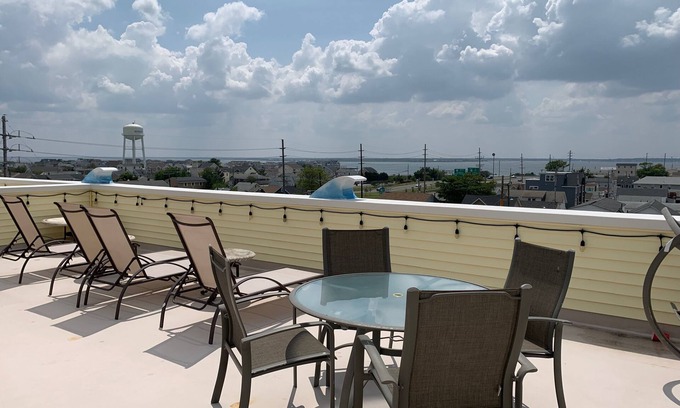 Seaside Heights Condo | Seaside Townhouse, 4BD, 4 Bath, Rooftop deck with ocean/bay views, walk to beach