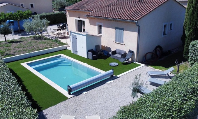 Mirabel-aux-Baronnies House | Seasonal rental house with swimming pool "Les oliviers des montées