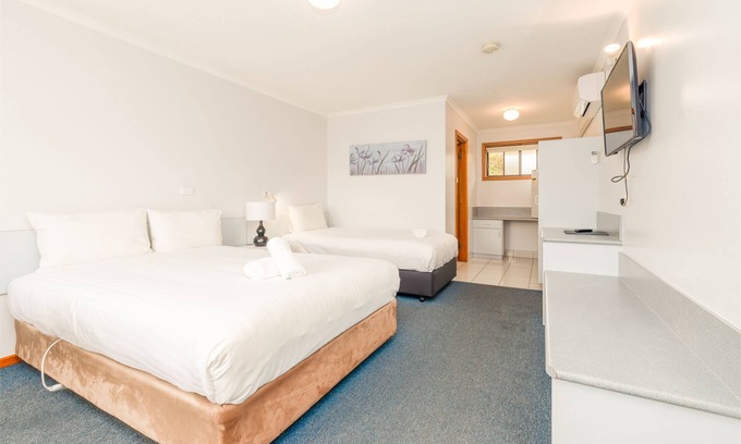 Ulverstone Hotel | Seasonal South Motel & Function Centre