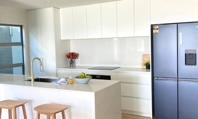 Clarks Beach Apartment | Seaview Apartment Auckland, New Zealand
