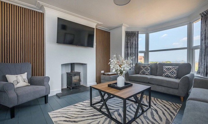 Mundesley House | Seaview at No.5 Mundesley