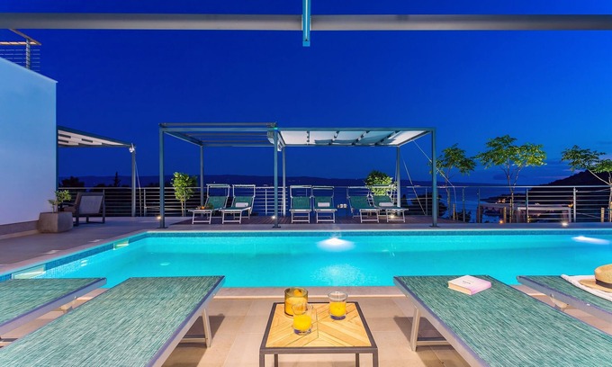 Duce Villa | Seaview holiday home Lemona