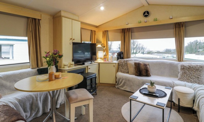 Cairnryan Cottage | SEAVIEWS, pet friendly, country holiday cottage in Stranraer