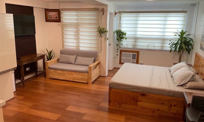 Sasa Condo | Seawind 35 sqm Studio Condo Unit w/Balcony