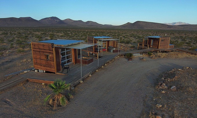 Ridgecrest Cabin | Secluded Desert House-Gateway to Death Valley