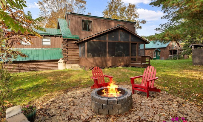 Upper Jay Cabin | Secluded Family Getaway Cabin near Whiteface