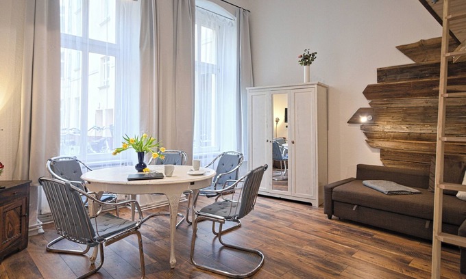 Prenzlauer Berg Apartment | Secluded Flat Right in the Bustling Heart of Prenzlauer Berg