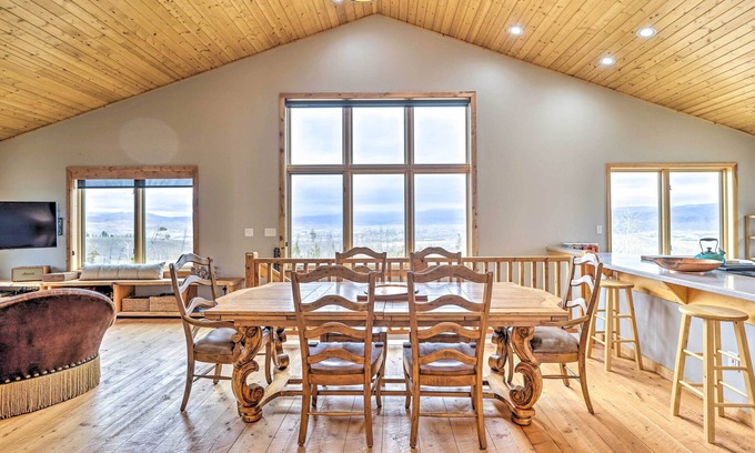 Granby House | Secluded Granby Mtn Cabin: 75 Acres & Views