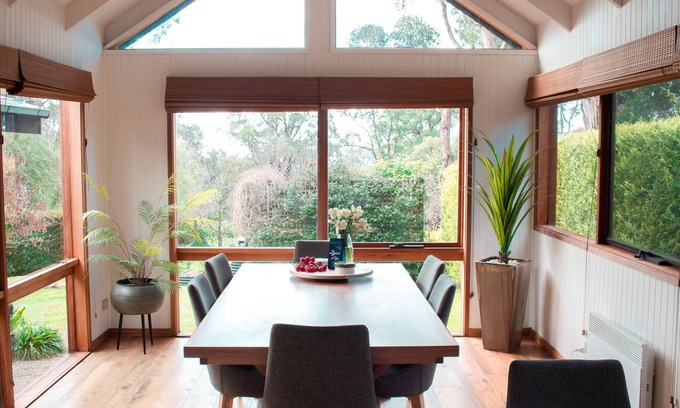 Red Hill South House | Secluded house perfectly positioned near wineries & walking trails