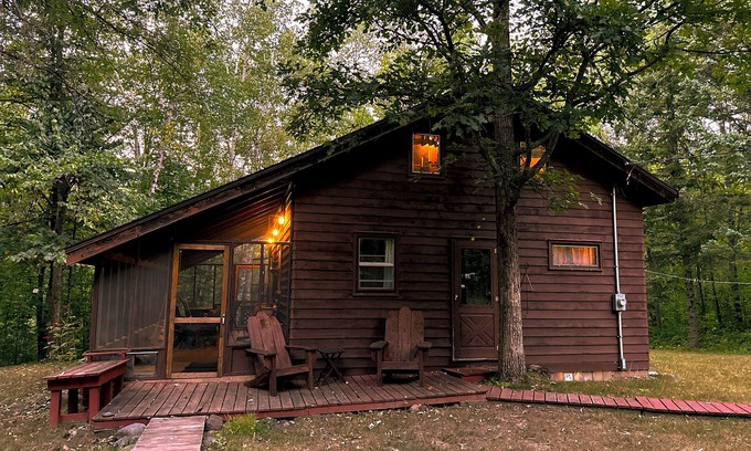 Sturgeon Lake Cabin | Secluded pet friendly cabin on 40 acres with frontage on the Kettle River