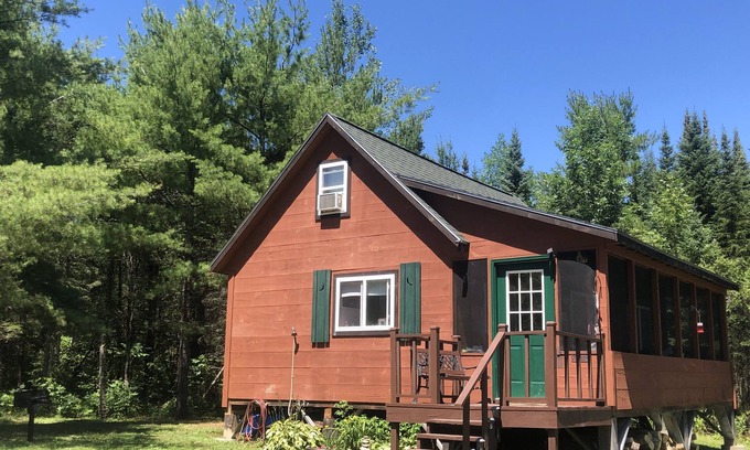 Burnham Cabin | Secluded/Private Maine Lake Retreat,nWIR SPRECHEN DEUTSCH ,