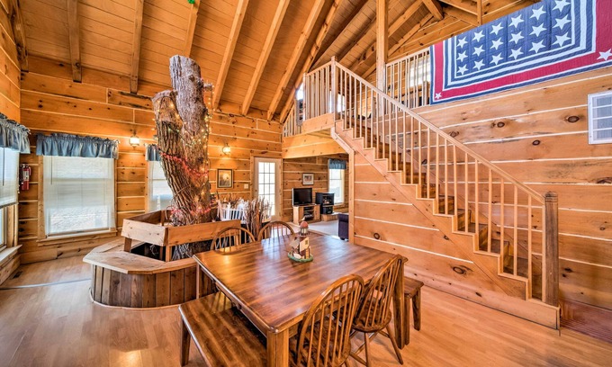 Bellevue Cabin | Secluded Spragueville Cabin by ATV Trails & River!