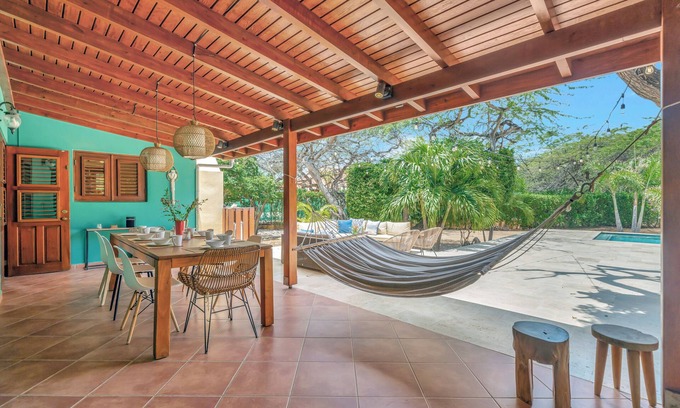 Cunucu Abao Cottage | Secluded Villa With Pool3min to Beachfree Utilities