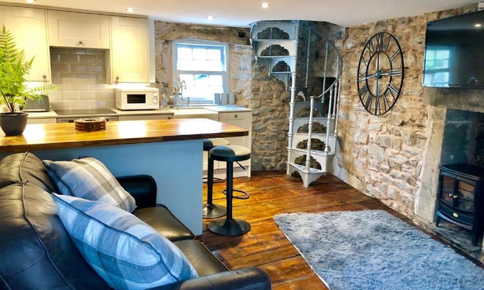 Sedbergh House | secret cottage