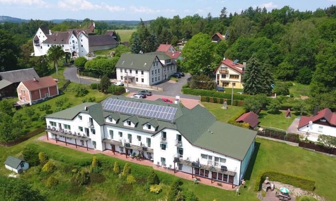Poustka Hotel | Seeberg