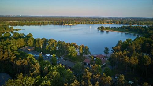 Isenbuttel Hotel | Seehotel am Tankumsee