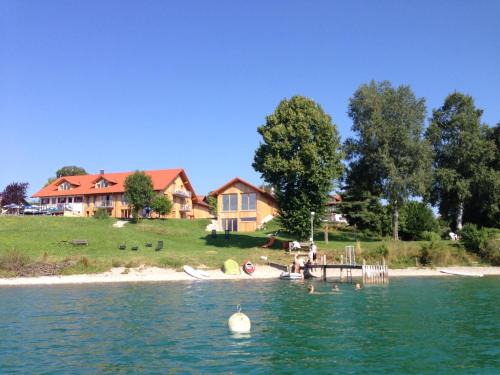 Dietringen Hotel | Seehotel und Appartements Schnöller