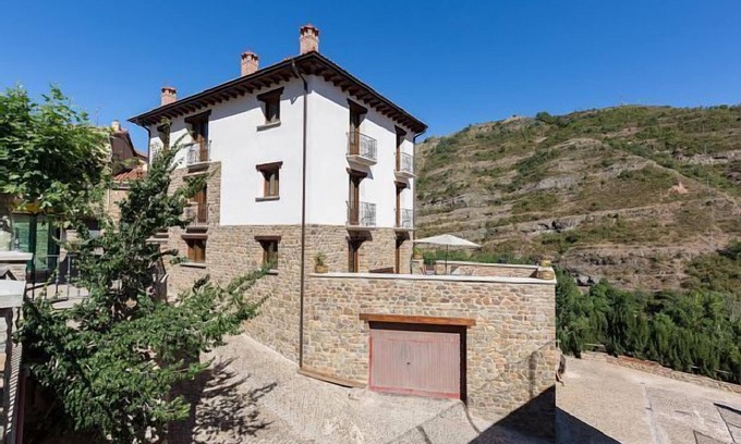 Laguna de Cameros House | Self catering El Palomar del Abuelo for 16 people