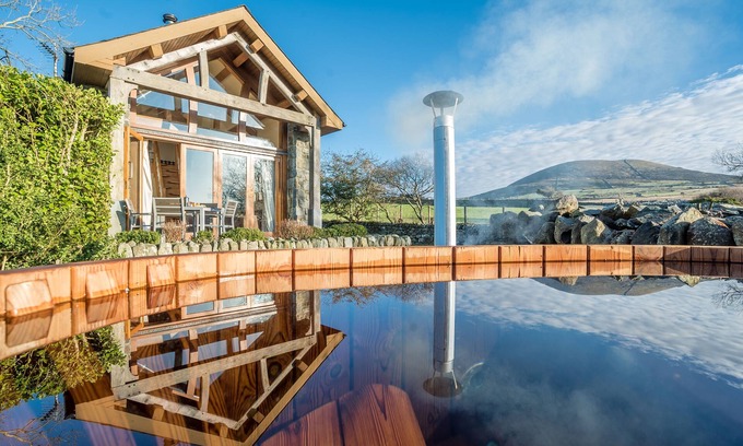 Dyffryn Ardudwy Cottage | Self Catering Barn Conversion on a Working Snowdonia Farm | Nant