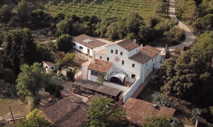 Canyelles Villa | Self catering Masia Cal Simo for 2 people