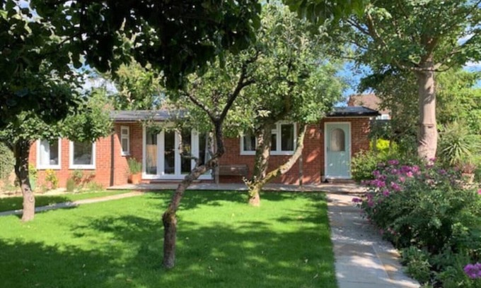 Wendover House | Self Contained Bungalow Wendover