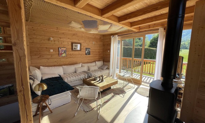 Les Praz-de-Chamonix Ski Chalet | Semi Detached Chalet For 8 With Balcony & Garden