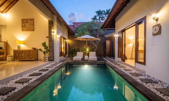 Nakula Villa | [Seminyak central] private 3 bedrooms villa with swimming pool