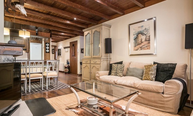 Baqueira Apartment | Sendrosa Beautiful newly furnished apartment for 8p in Val de Ruda, level 1500 of Baqueira-Beret